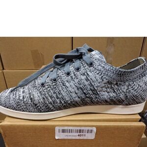 SUAVS The Zilker Lace-Up Sneaker , Gray Knit , 7